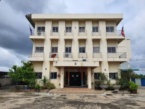 dinosfootwear-factory office exterior